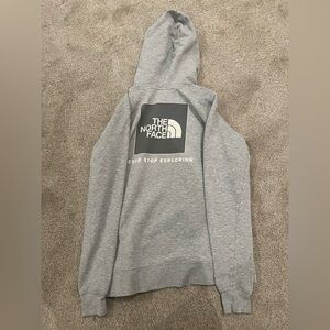 North face hoodie women’s size small